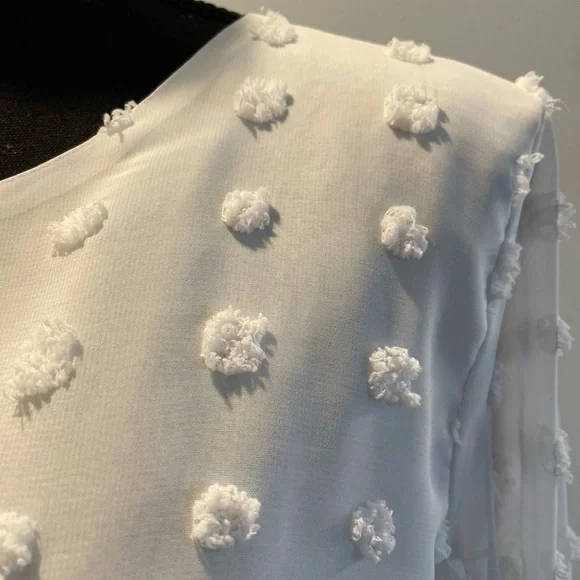 Blooming Jelly Dressy Blouse in Feminine Romantic White SizeM Victorian Inspired - Picture 3 of 9